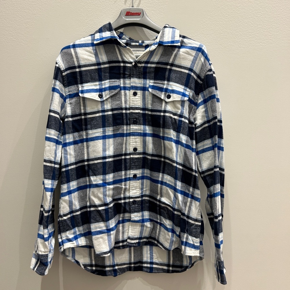 American Eagle Outfitters White and Blue Plaid Shirt